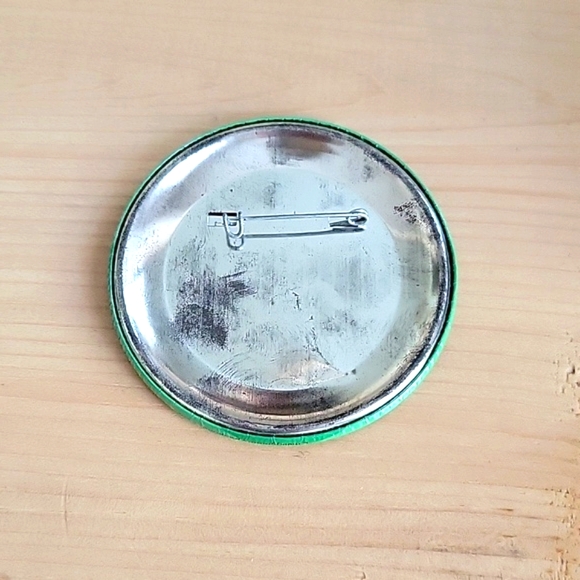 Kerry For President Ketchup Bottle Pinback 2004 - Picture 2 of 2